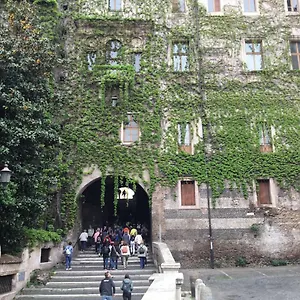 Duca Di Cavour 3*, Rome Italy