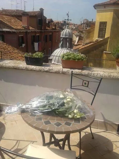 B&B La Terrazza Dei Miracoli Benátky Itálie